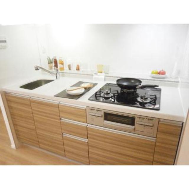 キッチン　※写真は同タイプ住戸です。