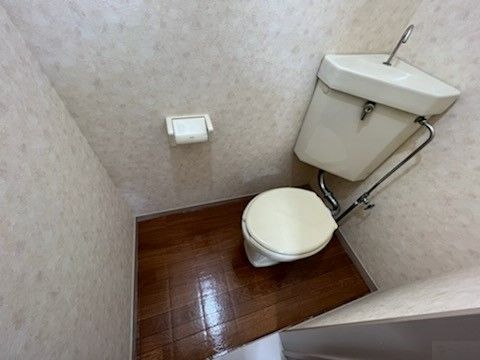 トイレ　トイレ