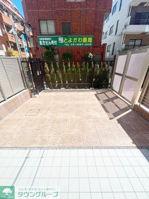 バルコニー　エントランス