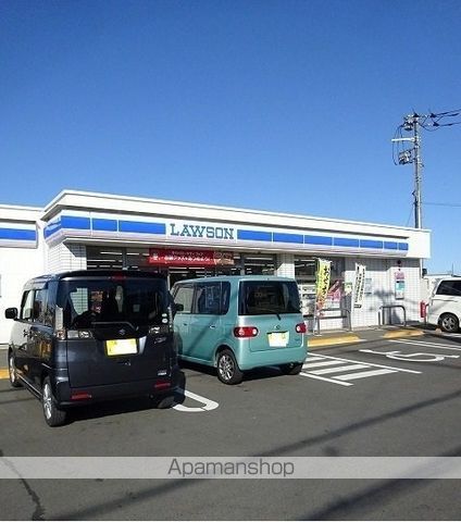 コンビニ　ローソン（コンビニ）まで450m