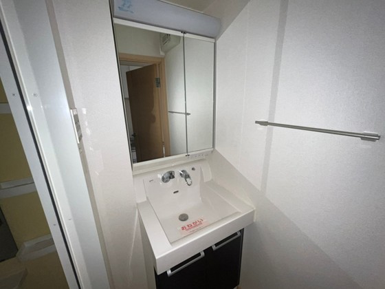 洗面設備　※別部屋の写真です
