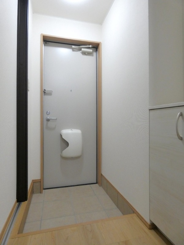 玄関　図面と現状に相違がある場合には現状を優先