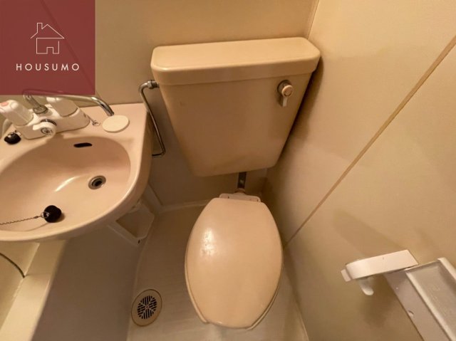 トイレ　コンパクトで使いやすいトイレです