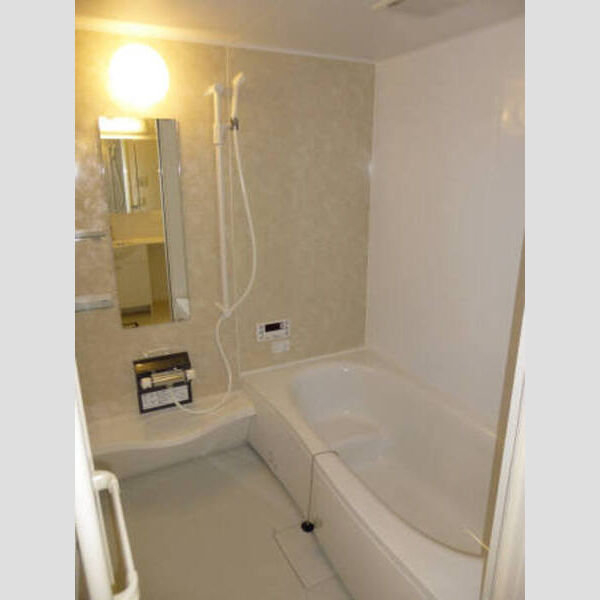 バス・シャワールーム　一坪風呂