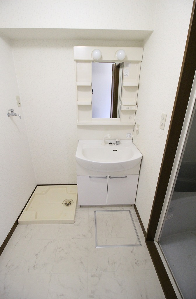 洗面設備　別の部屋の写真です