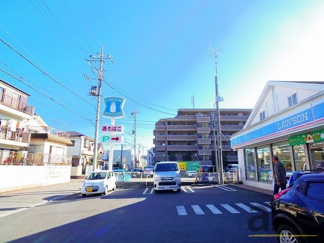 コンビニ　ローソン志木柏町店（コンビニ）まで240m