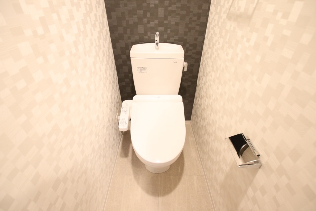 トイレ　※別室の参考写真の為、現況優先です。