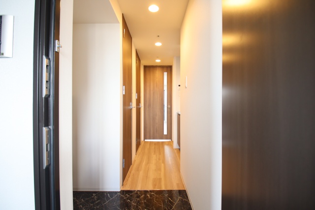 玄関　※別室の参考写真の為、現況優先です。