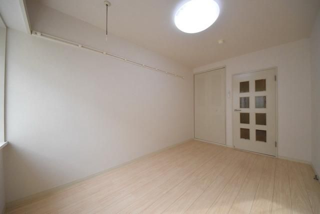 居室・リビング　居室