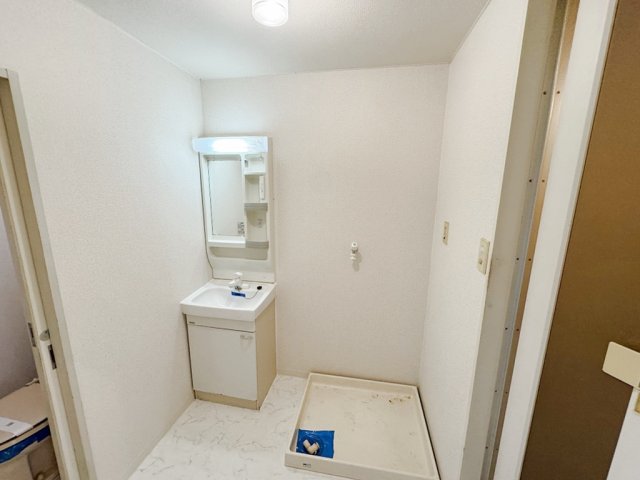 洗面設備　「b’CASA狭山IIre-born」