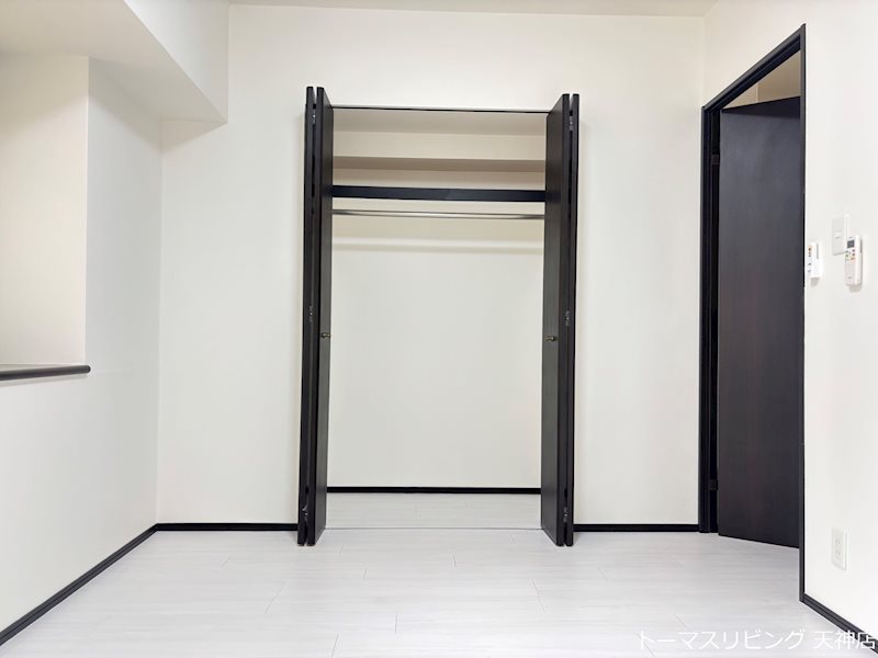 収納　※反転タイプの参考写真です。