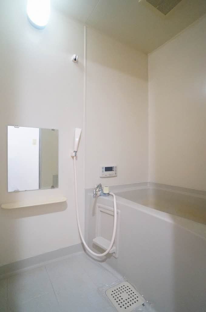 バス・シャワールーム　浴室