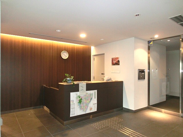 エントランス　エントランスとロビーのダブルオートロックセキュリティ