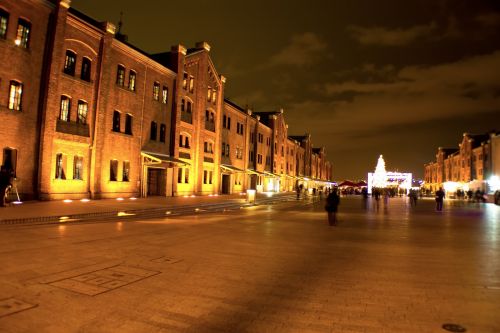 飲食店　横浜赤レンガ倉庫（飲食店）まで903m