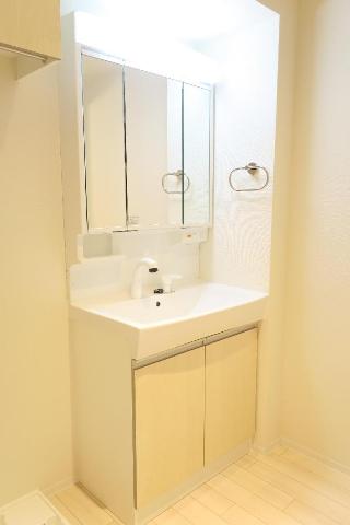 洗面設備　洗髪洗面化粧台