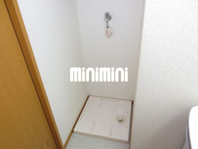 その他設備　室内洗濯機置き場。