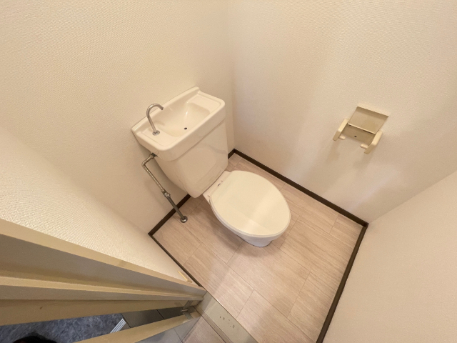 トイレ　洋式トイレです