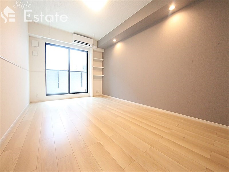 居室・リビング　内装