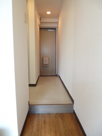 玄関　室内洗濯置場