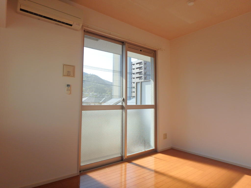 その他設備　エアコン付