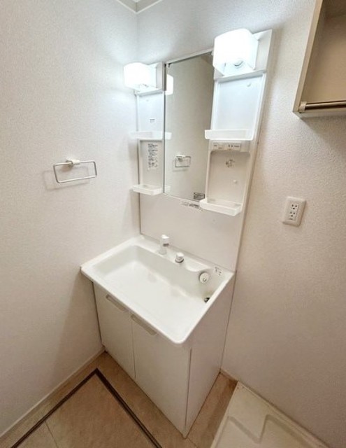 洗面設備　（参考写真）