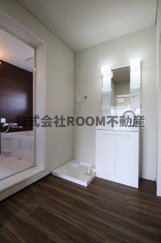 洗面設備　広い洗面スペース