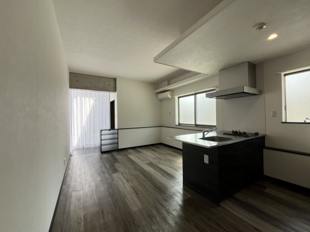 居室・リビング　attraction