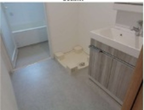洗面設備　洗面台　※同タイプの部屋のお写真です
