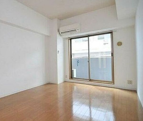 居室・リビング　※別部屋参考写真