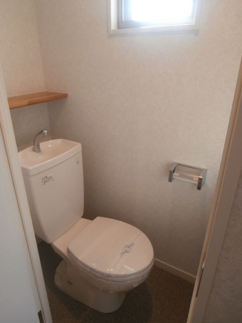 トイレ　コンパクトで使いやすいトイレです