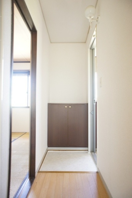 玄関　図面と現状に相違がある場合には現状を優先