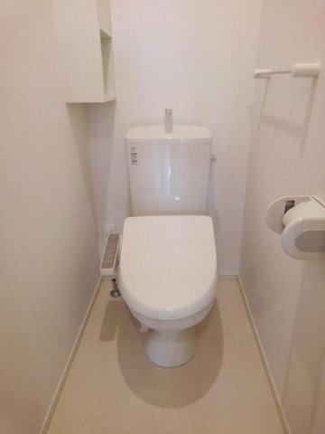 トイレ　ゆったりとした空間のトイレです
