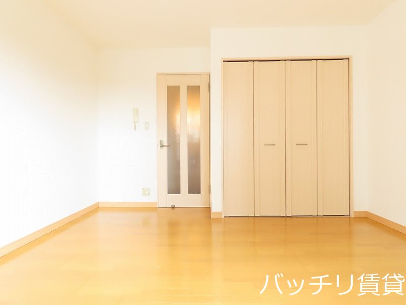 居室・リビング　同型イメージの為、現状を優先致します。