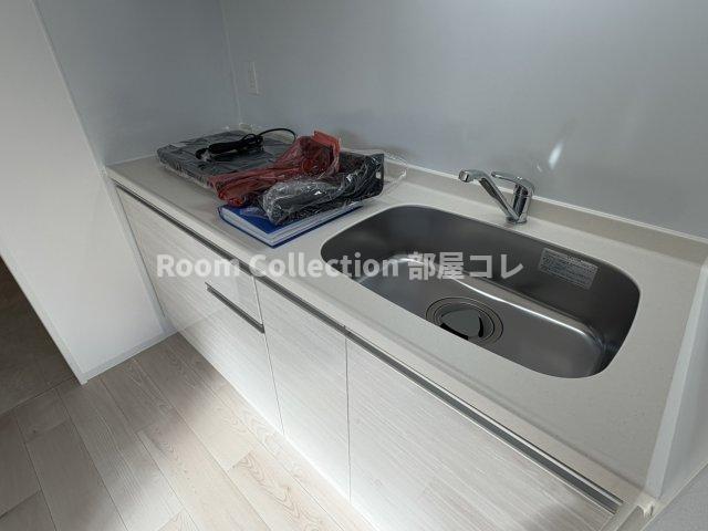 キッチン　※同物件他部屋写真 反転、色違いの場合有 現況優先