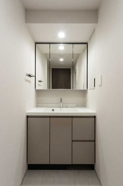洗面設備　※写真は同タイプ住戸です。