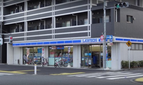 コンビニ　ローソン 大森西四丁目店（コンビニ）まで8m