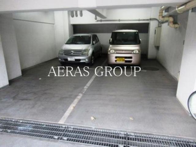 駐車場　駐車場