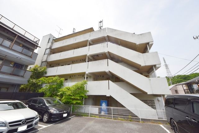 建物外観　★お部屋探しは、タウンハウジング多摩センター店へ★