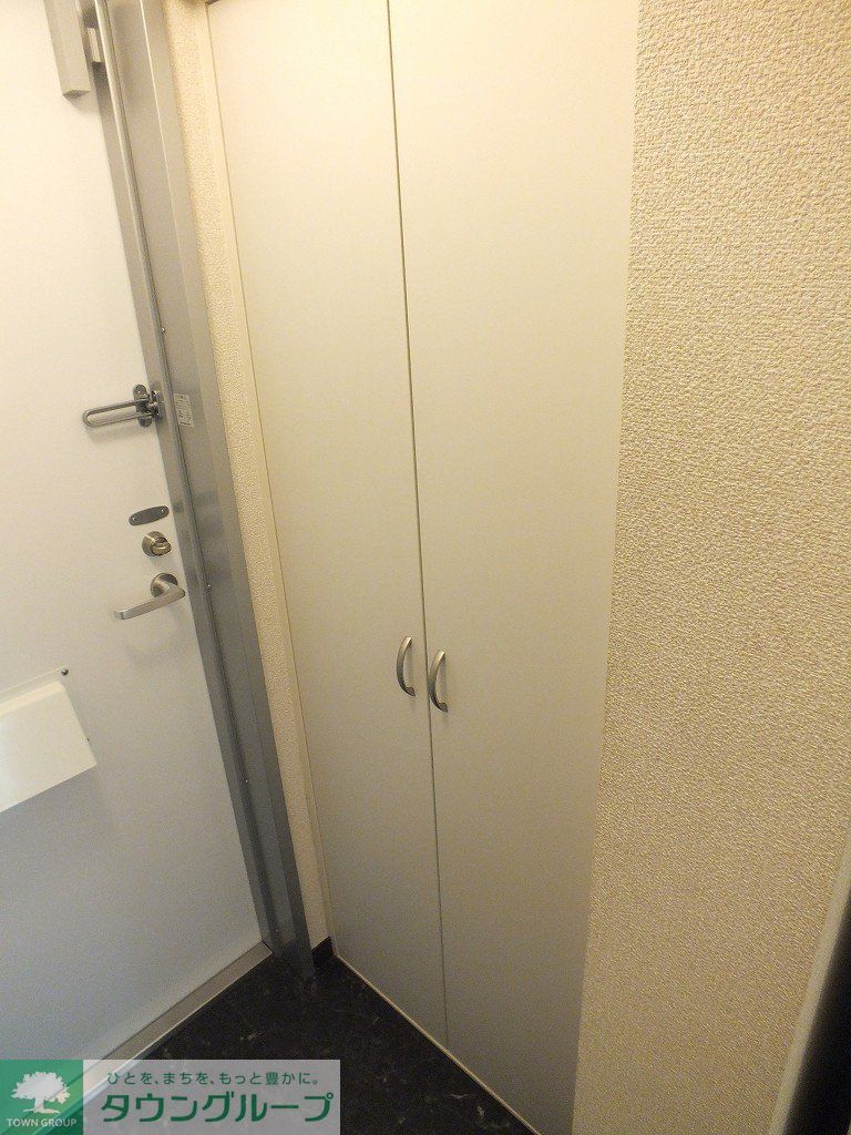 玄関　下駄箱