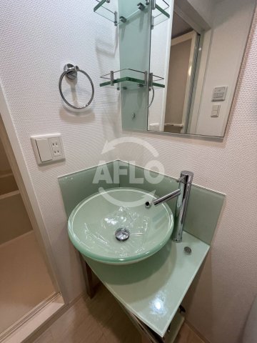 洗面設備　セレニテ本町グランデ　独立洗面化粧台