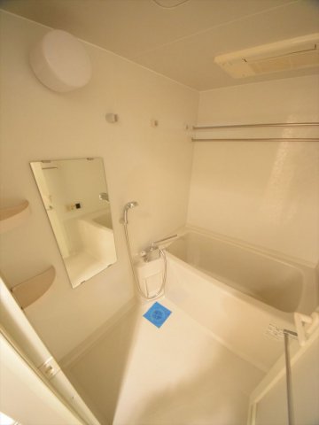 バス・シャワールーム　セレッソコート上本町EAST　浴室