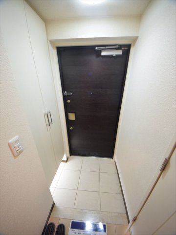 玄関　セレッソコート上本町EAST　玄関