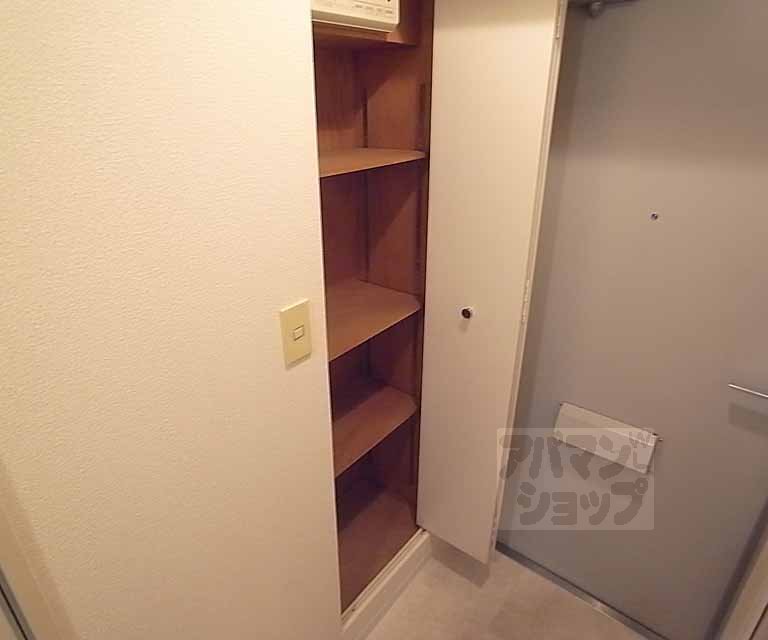 収納　靴箱