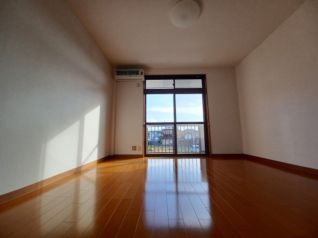 居室・リビング　※画像は全て別部屋につきイメージです。現況を優先します。