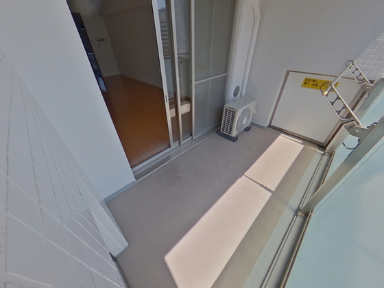 バルコニー　※別の部屋の写真です