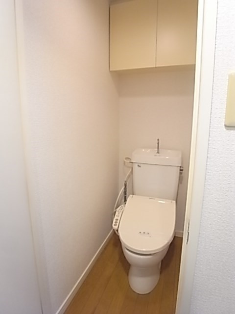 トイレ　落ち着いたトイレです