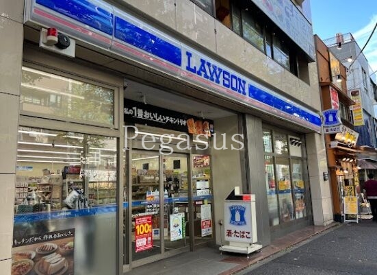 コンビニ　ローソン神田神保町白山通り店（コンビニ）まで296m