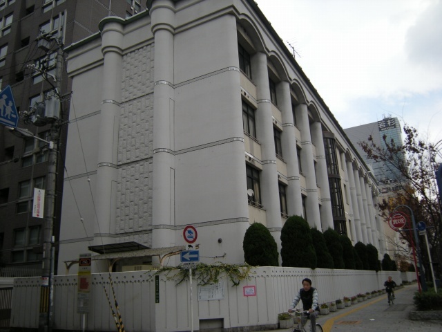 小学校　大阪市立堀川小学校（小学校）まで279m