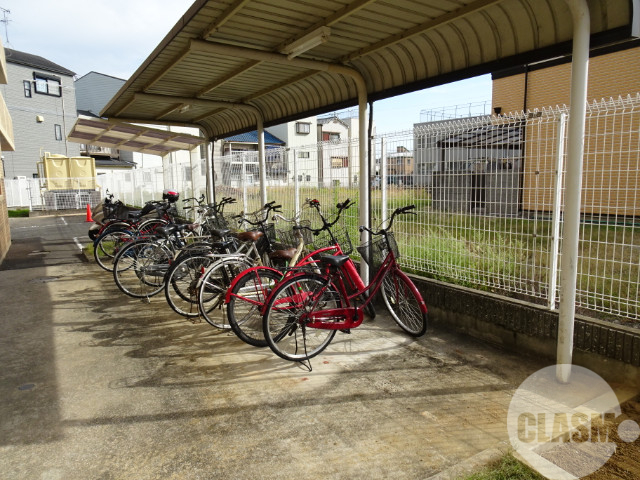 その他共有部分　屋根付き駐輪場