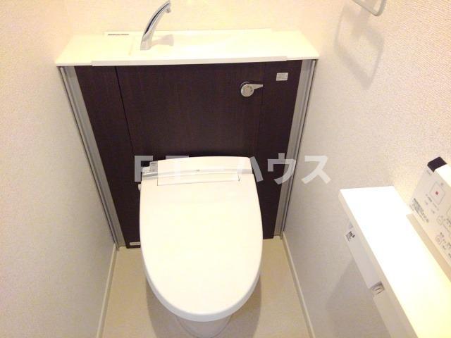 トイレ　トイレ